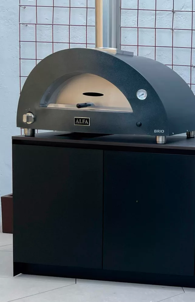 pizza oven novara
